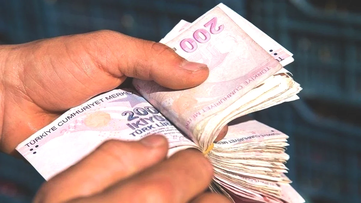 Ticari kredi krizine ilginç çözüm: Paradan para kazanma devri