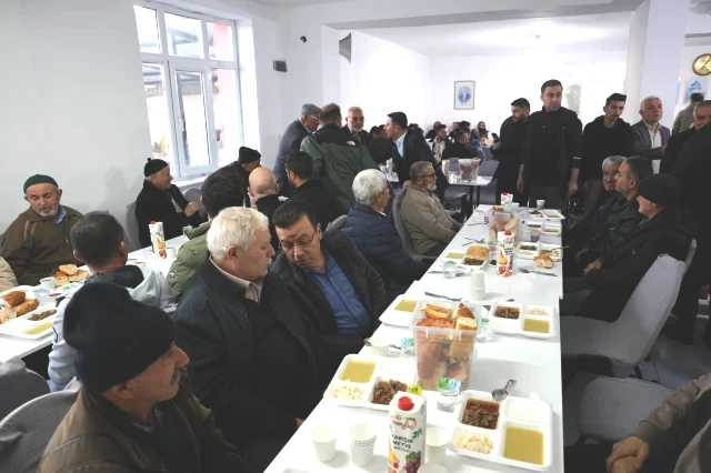 Nevşehir'de bir köyde iftar vakti evlerde yemek pişirmek yasaklandı - Son Dakika